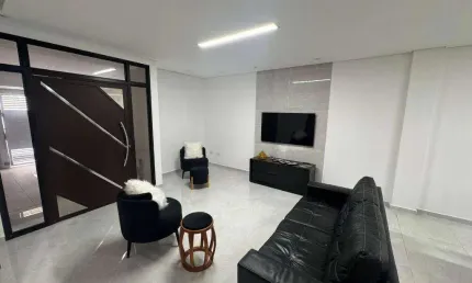 Casa à venda no guilhermina em praia grande – espaço, conforto e localização privilegiada!