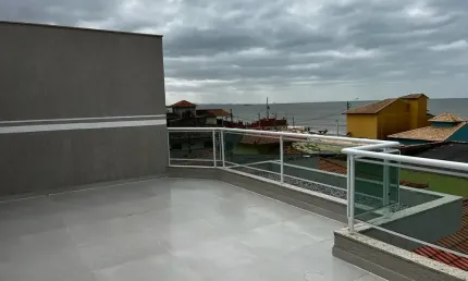 Casa à venda na Avenida Independência, Unamar, Cabo Frio