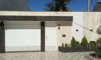 Oásis no Centro de Unamar: Casa com 2 Quartos, Piscina e Área Gourmet!