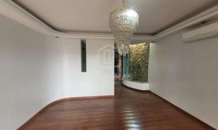 Casa com 4 quartos para alugar na Vila Pompéia, Campinas , 300 m2 por R$ 4.500