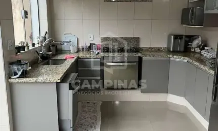 Casa com 3 quartos à venda na Vila Nogueira, Campinas , 216 m2 por R$ 1.050.000