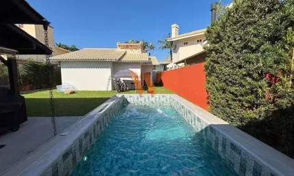 Casa térrea com 164m² à venda em jurerê internacional!