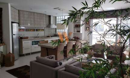 Excelente Apartamento com 144m²  à Venda em Jurerê In!