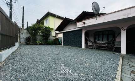 Casa com 4 quartos à venda no Floresta, Joinville 