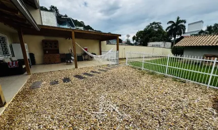 Casa com 3 quartos à venda no Santo Antônio, Joinville 