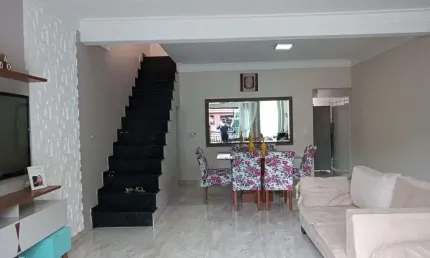 Sobrado com 3 dormitórios à venda, 120 m² por R$ 640.000,00 - Cooperativa - São Bernardo do Campo/SP