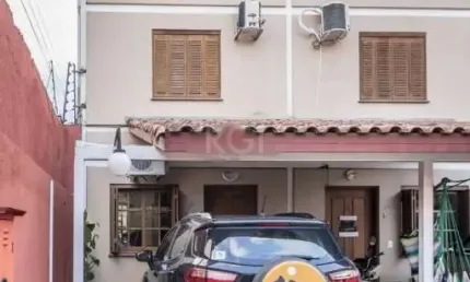 Casa em condomínio fechado com 3 quartos à venda na Rua Sílvio Silveira Soares, Camaquã, Porto Alegre