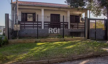 Casa com 3 quartos à venda na Rua Deoclydes Machado Jardim, Cavalhada, Porto Alegre