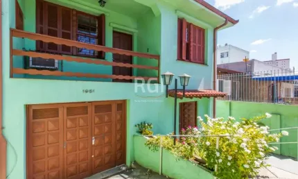 Casa com 4 quartos à venda na Rua Barão do Amazonas, Partenon, Porto Alegre