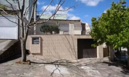 Casa com 4 quartos à venda na Rua Tijuca, Medianeira, Porto Alegre
