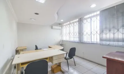 Sala comercial à venda na Avenida Alberto Bins, Centro Histórico, Porto Alegre