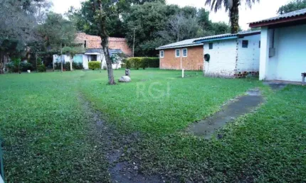 Chácara / sítio com 3 quartos à venda na Avenida Edgar Pires de Castro, Chapéu do Sol, Porto Alegre