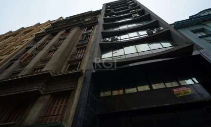 Sala comercial para alugar na Praça Otávio Rocha, Centro Histórico, Porto Alegre