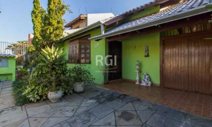 Casa com 4 quartos à venda na Avenida Doutor Rubem Knijnik, Rubem Berta, Porto Alegre
