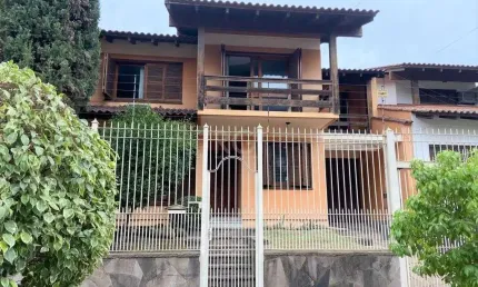 Casa com 4 quartos à venda na Rua Irmão Augusto, Jardim Lindóia, Porto Alegre