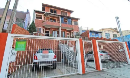 Casa com 4 quartos à venda na Avenida Coronel Gastão Haslocher Mazeron, Medianeira, Porto Alegre