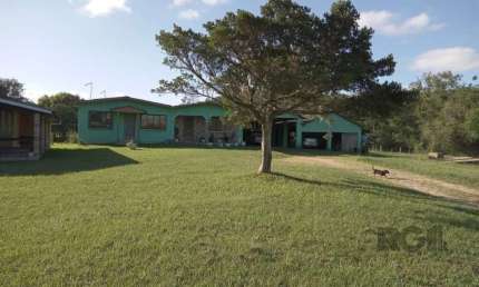 Chácara / sítio com 3 quartos à venda na Estrada das Quirinas, Lomba do Pinheiro, Porto Alegre