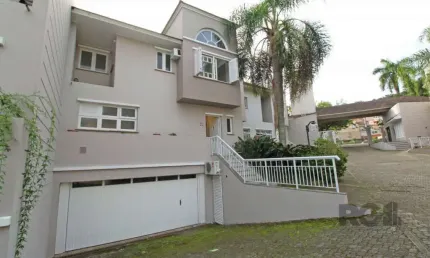 Casa Condominio 3 Dormitório(s) Bairro Pedra Redonda