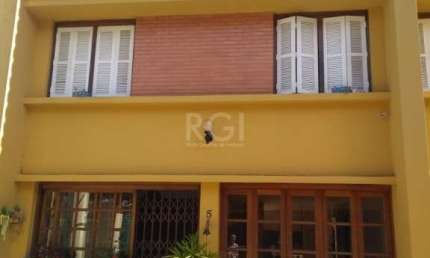 Casa em condomínio fechado com 3 quartos à venda na Rua General Gomes Carneiro, Medianeira, Porto Alegre