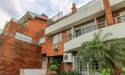 Casa Condominio 4 Dormitório(s) Bairro Santa Tereza