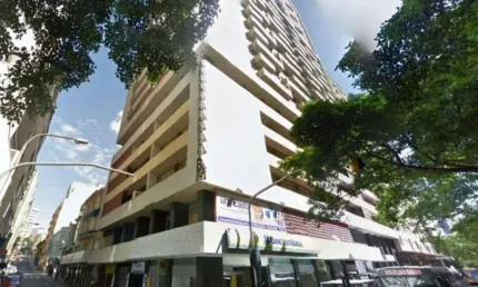 Prédio com 12 salas à venda na Avenida Senador Salgado Filho, Centro Histórico, Porto Alegre