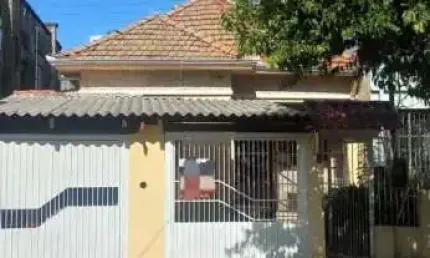 Casa com 3 quartos à venda na Rua Conselheiro Travassos, São Geraldo, Porto Alegre