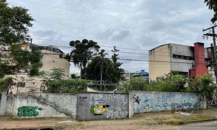 Terreno à venda na Avenida Teresópolis, Teresópolis, Porto Alegre