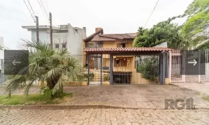 Casa com 4 quartos à venda na Rua Geminiano Candiota Xavier, Espírito Santo, Porto Alegre