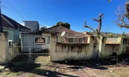 Terreno à venda na Rua Doutor Alberto Barbosa, Vila Ipiranga, Porto Alegre