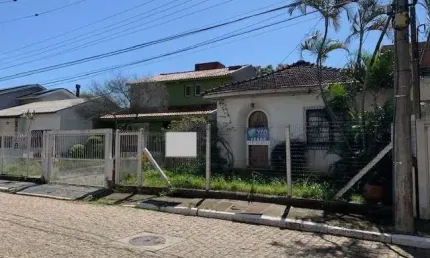 Casa com 2 quartos à venda na Rua Pindorama, Teresópolis, Porto Alegre
