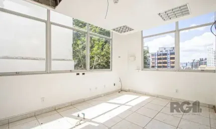 Ponto comercial para alugar na rua duque de caxias, centro histórico, porto alegre, 337 m2 por r$ 12.000