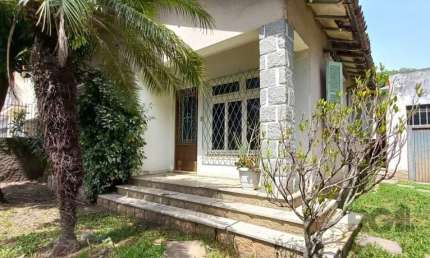 Casa com 4 quartos à venda na Rua Júlio de Castilhos, Morro do Espelho, São Leopoldo, 177 m2 por R$ 850.000