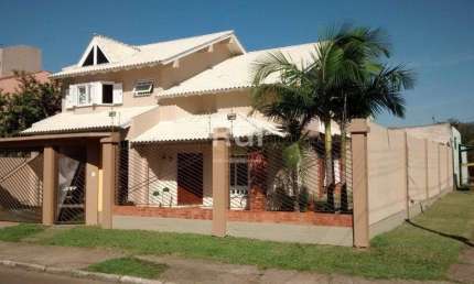 Casa para Venda - 297m², 4 dormitórios, sendo 2 suites, Engenho