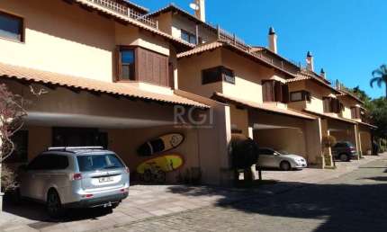 Casa Condominio para Venda - 250.5m², 4 dormitórios, sendo 2 suites, 3 vagas - T