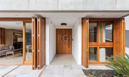 Apartamento com 3 quartos à venda na Rua Mucio Teixeira, Menino Deus, Porto Alegre