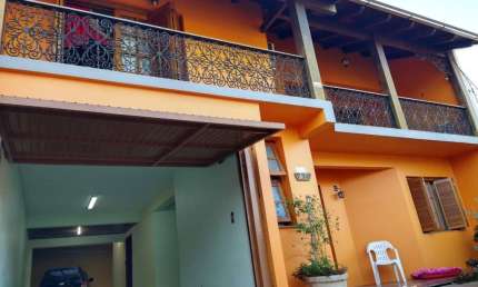 Casa com 3 quartos à venda na Rua Henrique Arlindo Casali, Vila Nova, Porto Alegre