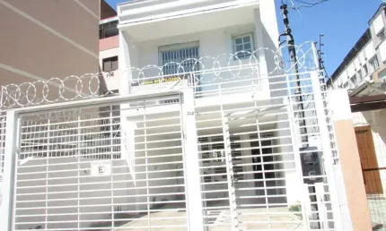 Casa com 3 quartos à venda na Rua Baronesa do Gravataí, Menino Deus, Porto Alegre