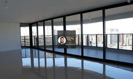 Apartamento à venda no bairro Meireles em Fortaleza/CE