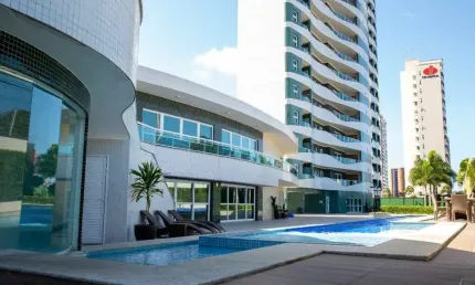 Apartamento à venda no bairro Patriolino Ribeiro em Fortaleza/CE