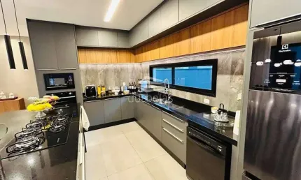 Casa em condomínio fechado com 4 quartos à venda no Condomínio Residencial Mont Blanc, São José dos Campos 