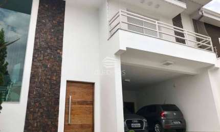 Casa com 3 quartos à venda na Vila Doutor João Batista (Parte Alta), Cruzeiro 