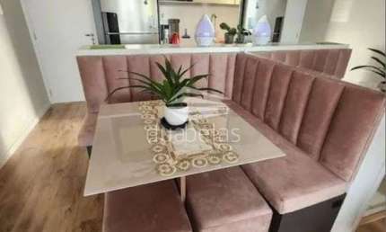 Apartamento com Varanda Gourmet e vista permanente.