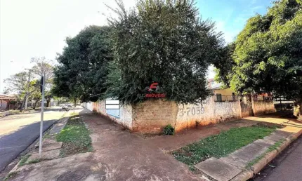 TERRENO COM 370M2 DE ESQUINA NA VILA MARUMBY   PROX. AV. CERRO AZUL   MARINGA PR