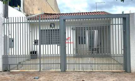 Casa com 2 quartos à venda na Rua Pioneiro Hettore Giacopini, Jardim Leblon, Maringá