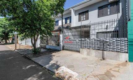 Casa com 3 quartos à venda na Rua Flamengo, Vila Marumby, Maringá