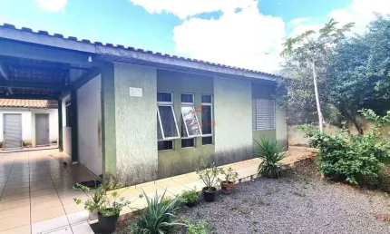 CASA COM TERRENO INTEIRO NO JARDIM CAMPOS ELISEOS EM MARINGA PR