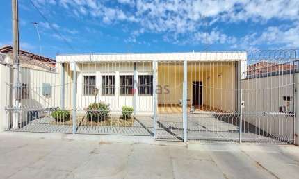 Casa com 3 quartos para alugar na Rua Francisco de Oliveira Penteado, 199, Vila Boa Vista, São Carlos