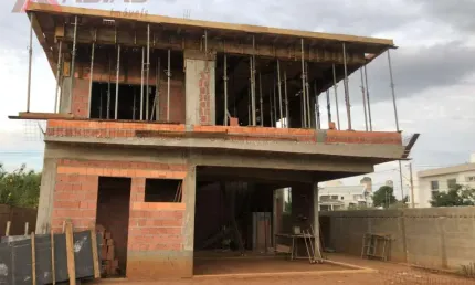Casa Sobrado de Condominio em Fase de Acabamento Damha II - São Carlos, SP