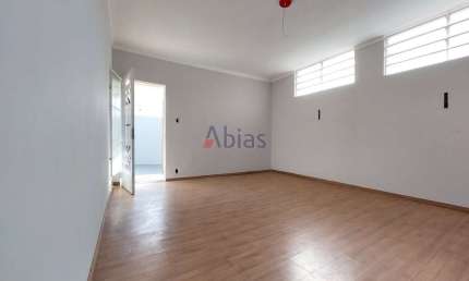 Casa com 3 quartos para alugar na Rua Dom Pedro II, 2551, Vila Monteiro (Gleba I), São Carlos