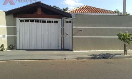 Casa com 3 quartos à venda na Rua Carlos Luporini, 284, Jardim Embaré, São Carlos